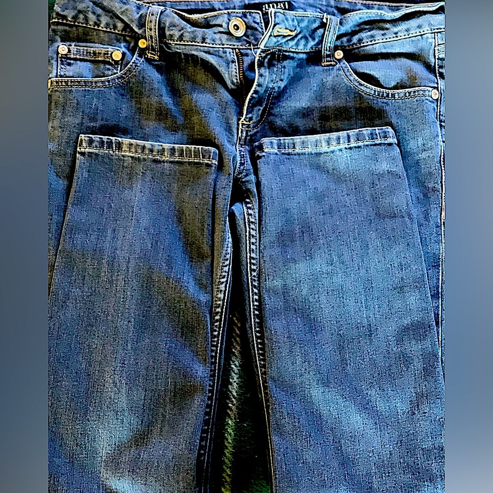 WOMENS like new jeans; skinny style;